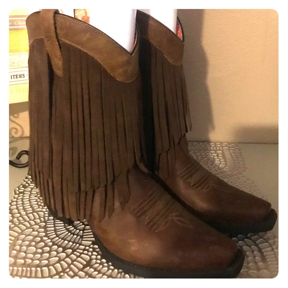Women’s Gold Rush Western Fringe Cowboy Boot
